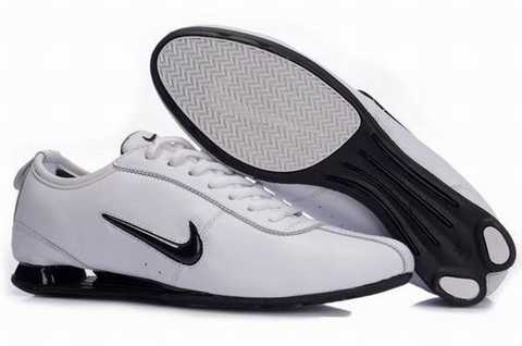 chaussure homme nike shox rivalry